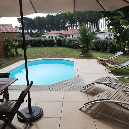 Maison Moderne Proche Lac Et Plage Léon Esterno foto