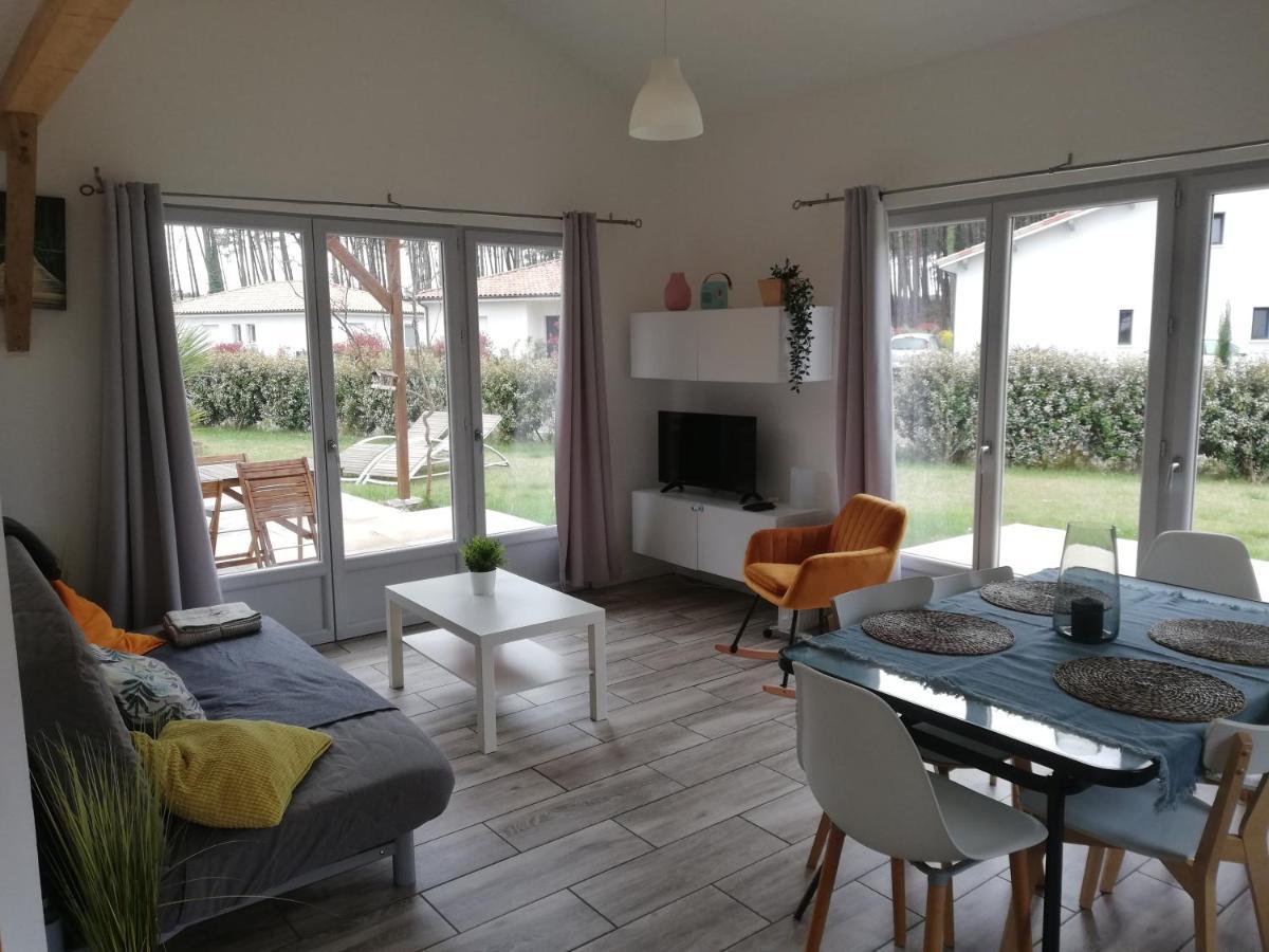 Maison Moderne Proche Lac Et Plage Léon Esterno foto